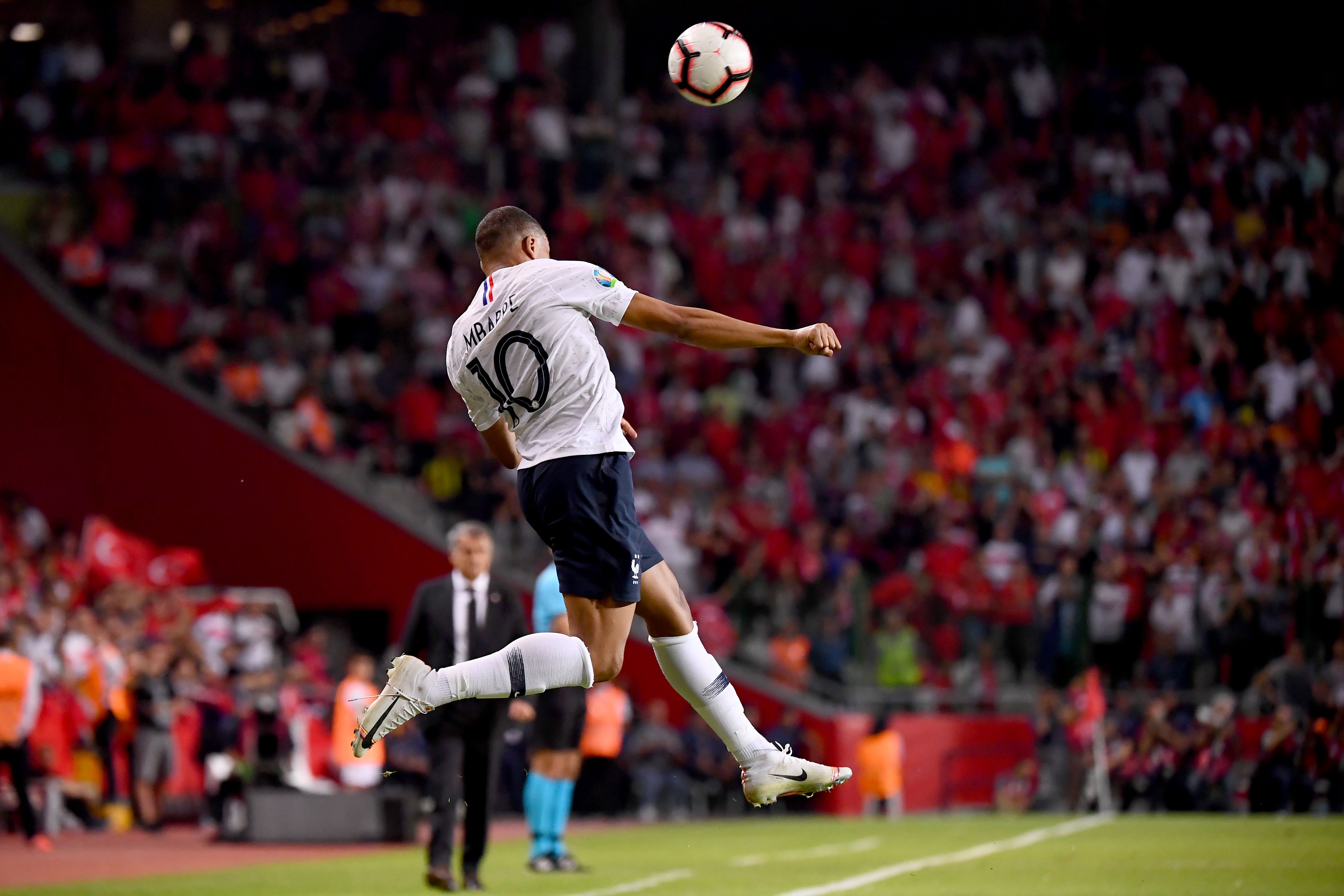 而且在日常 而且在日常