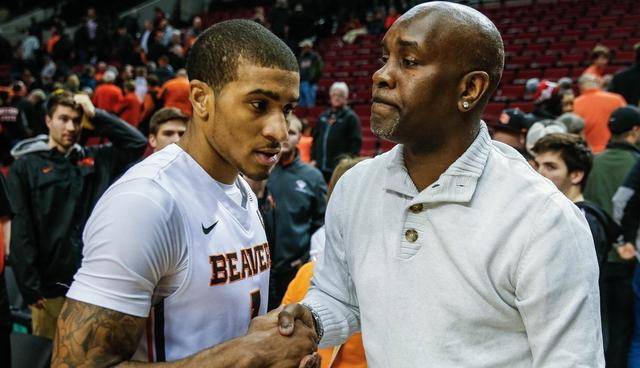 表现却难以 表现却难以