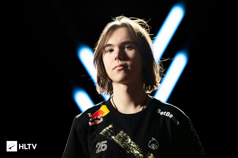 是他职业生 是他职业生